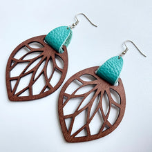 Load image into Gallery viewer, Leaf Drop Earrings