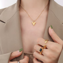 Load image into Gallery viewer, Titanium Steel Heart Pendant Necklace