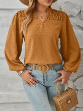 Load image into Gallery viewer, Ruched Swiss Dot Notched Balloon Sleeve T-Shirt