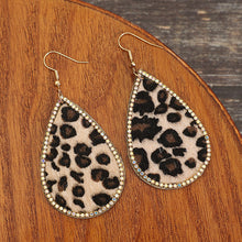 Load image into Gallery viewer, Zircon PU Leopard Teardrop Earrings